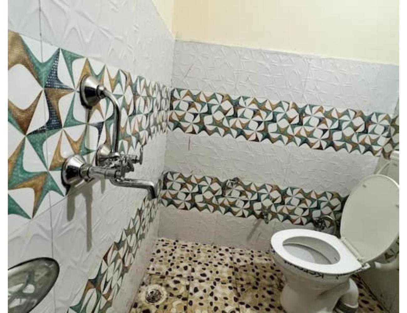 The Amogha Palace Homestay Joshīmath Exterior foto